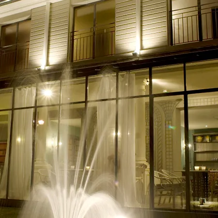 Hotel Logis La Maison Navarre